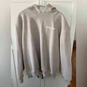 White Fox offstage hoodie in color Moon L/XL